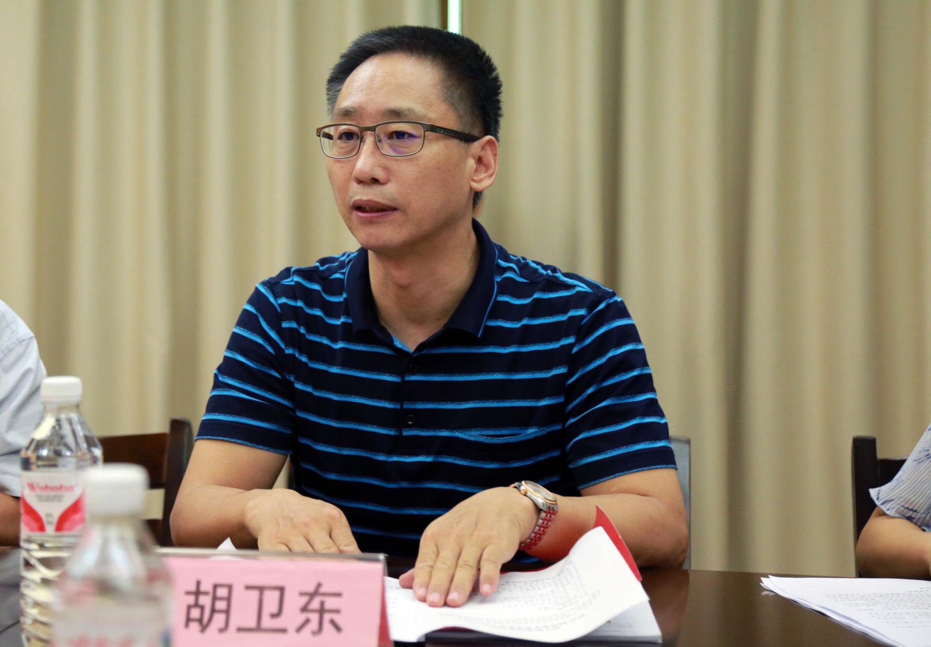 胡卫东副校长讲话(融媒体中心/摄)